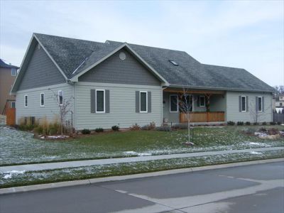 Omaha, NE - Urban - Exterior Front Entrance