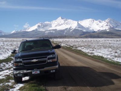 Telluride - Alpine - Lindal Truck with View of Mountain Range