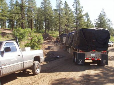 Durango - Classic - Semi Truck Turning into Driveway