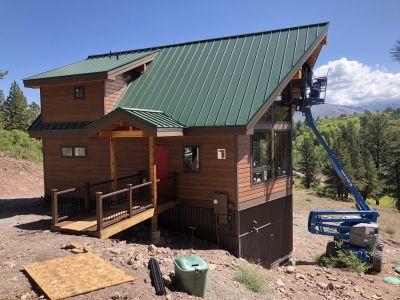 Ridgway, CO - Chalet - Construction - Installation of Windows in Great Room